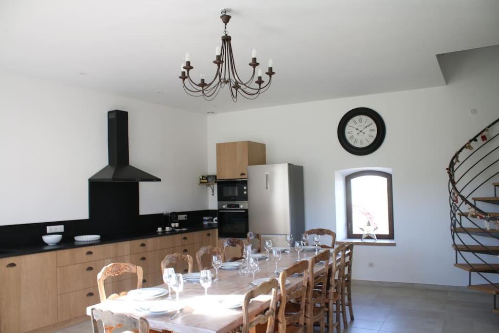 Villa Mas En Campagne à Mallemort Extérieur photo