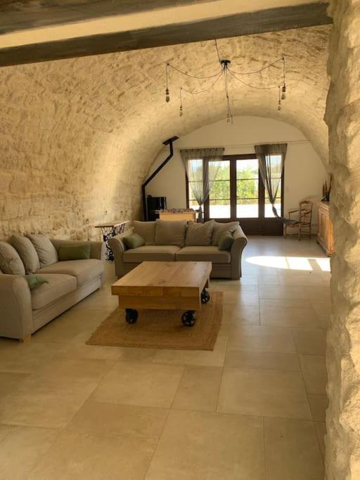 Villa Mas En Campagne à Mallemort Extérieur photo