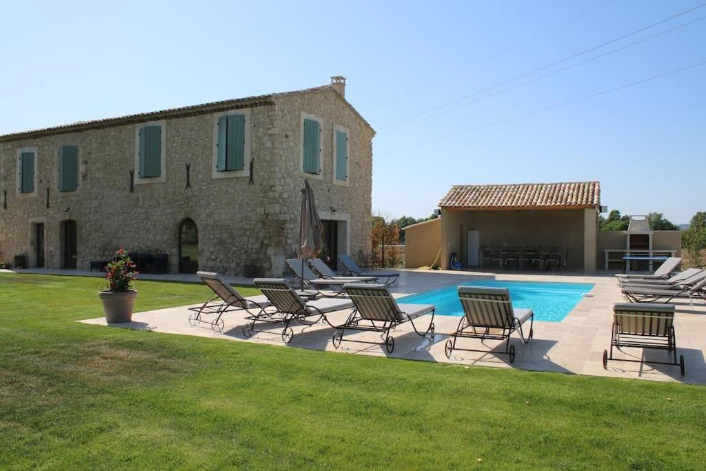 Villa Mas En Campagne à Mallemort Extérieur photo