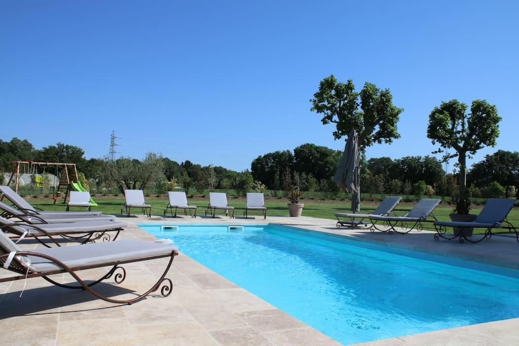 Villa Mas En Campagne à Mallemort Extérieur photo